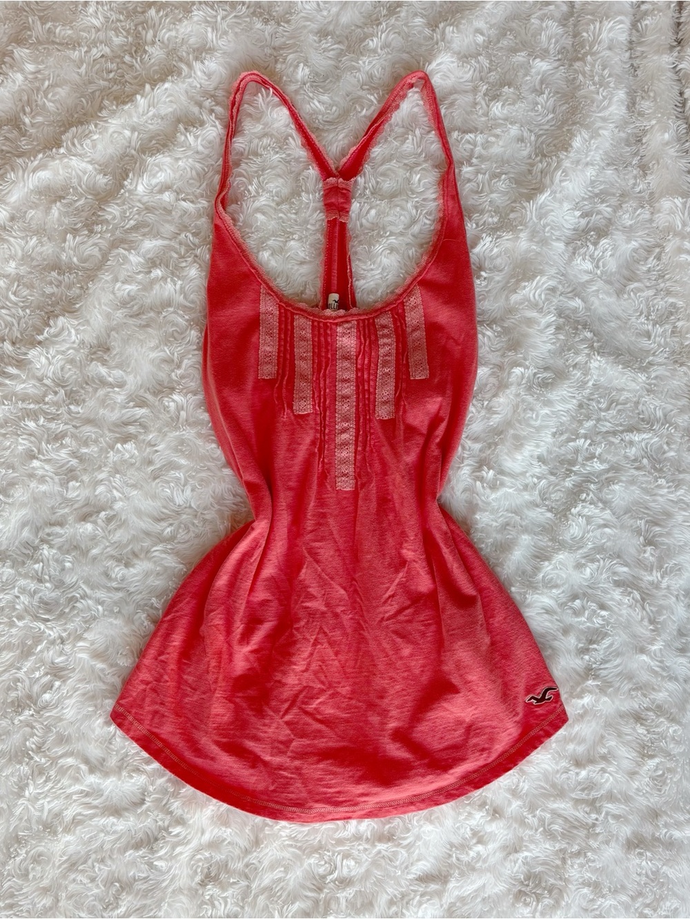Hollister y2k coral cami top with lace detailing